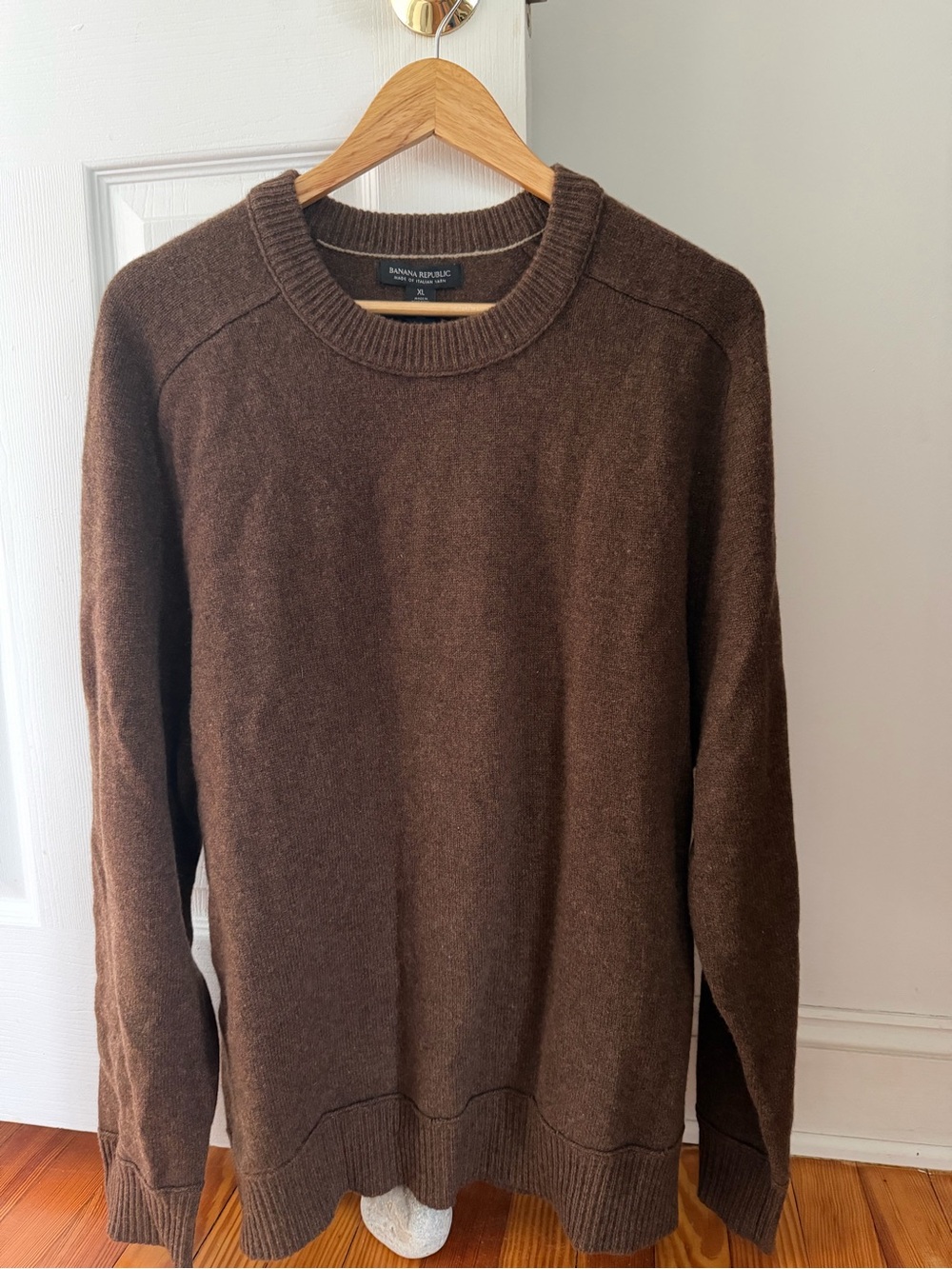 Banana Republic Men's Chocolate Brown Crewneck Sweater